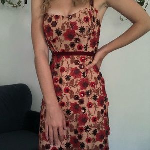 stunning floral lace formal dress